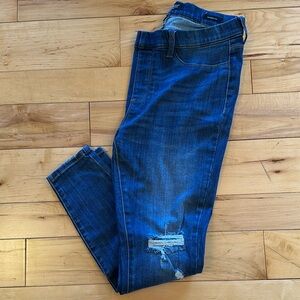 Judy Blue Women's Skinny Jeans - Dark Blue, Size 15/32